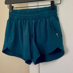 Lululemon Tracker V Short • Size 4 • Night Tide • Great Condition